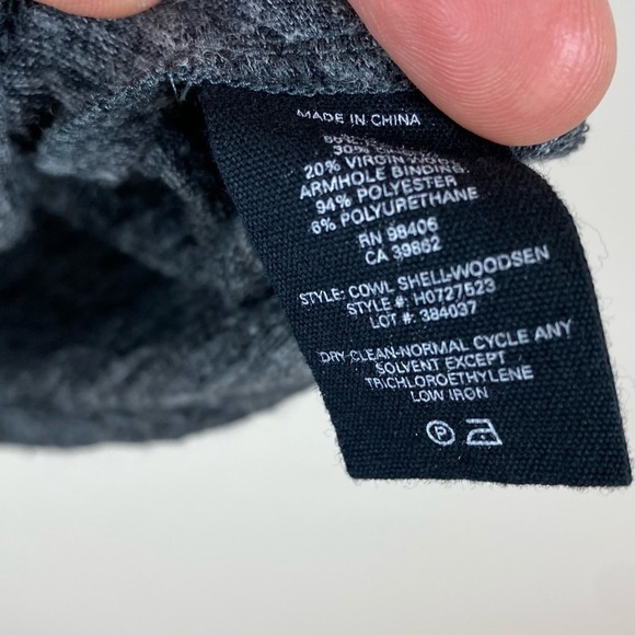 Theory Woodsen Cowl Neck Sleeveless Shell - Picture 4 of 5